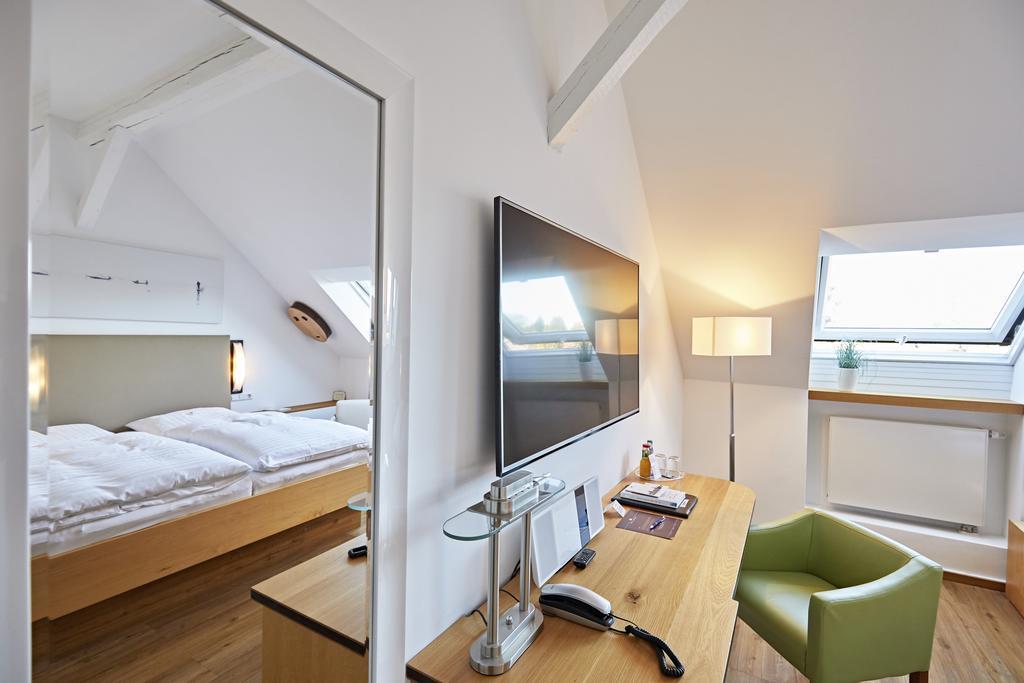 Hotel Zur Wartburg Rheda-Wiedenbrueck Ngoại thất bức ảnh