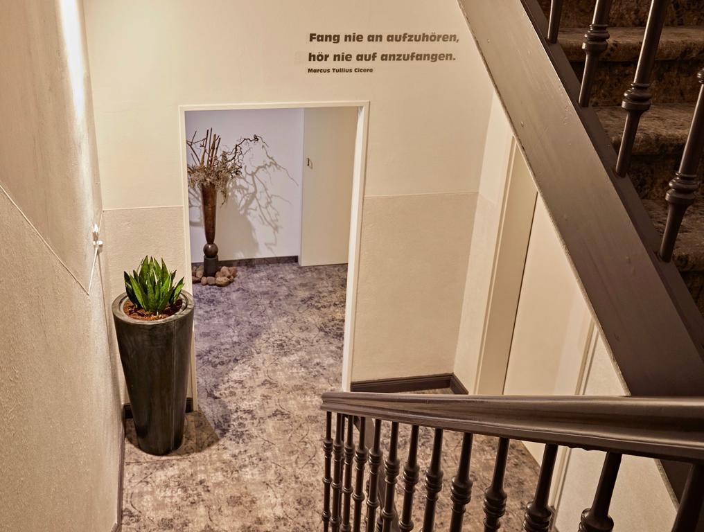 Hotel Zur Wartburg Rheda-Wiedenbrueck Ngoại thất bức ảnh